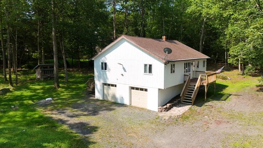 371 Ridge Circle, Cresco, PA 18326