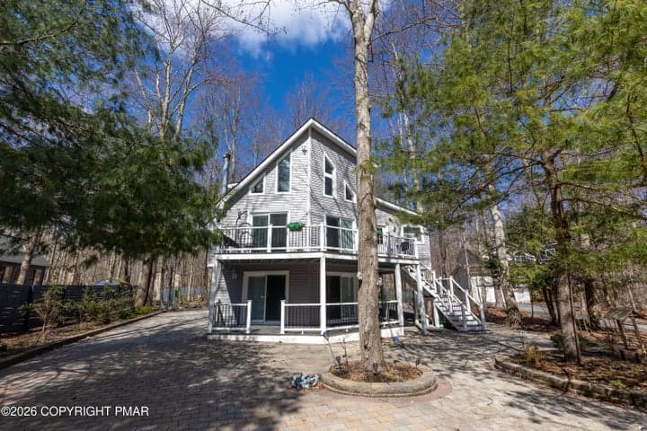 419 Quaker Court