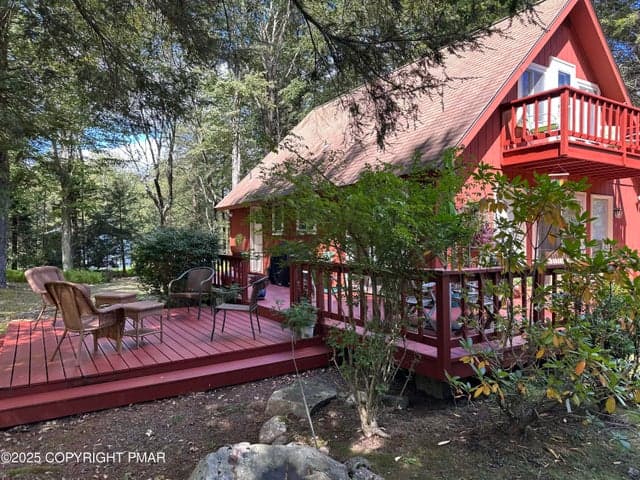 201 Long View Lane, Pocono Pines, PA 18350