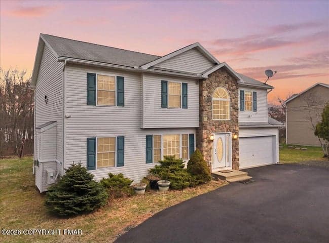 2431 Grey Birch Lane