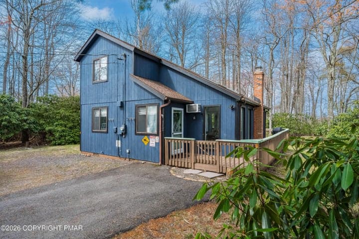 112 Crazy Horse Court