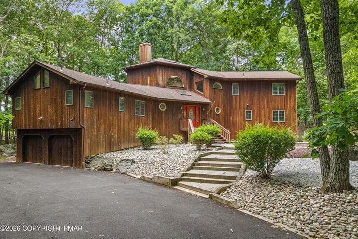 3282 Stonehenge Drive