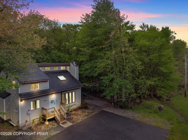 1460 Waterfront Drive