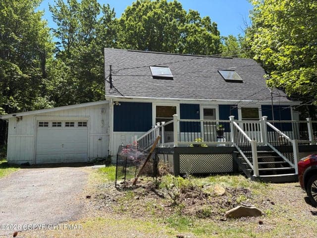 932 Cricket Lane