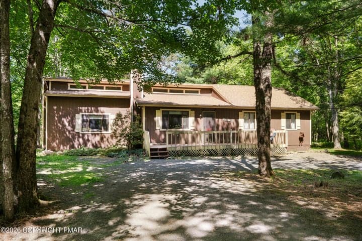 251 McKuen Way