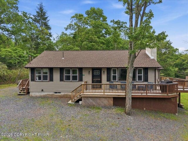 5 Chalet Court