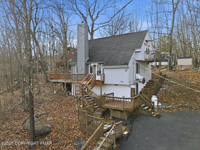 109 Saunders Drive
