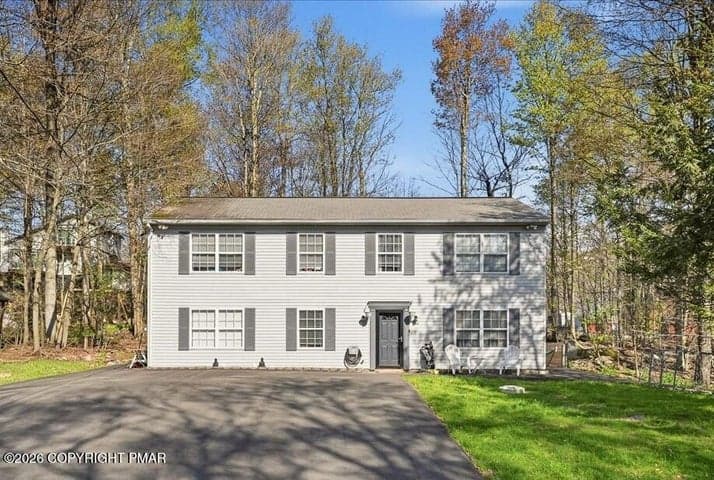 2731 Bonnyview Lane