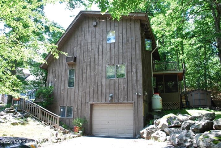 424 Saunders Drive