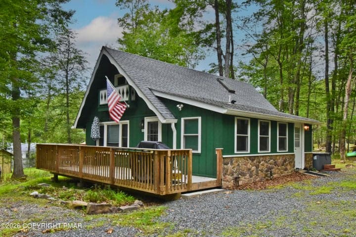135 Netcong Circle, Pocono Lake, PA 18347