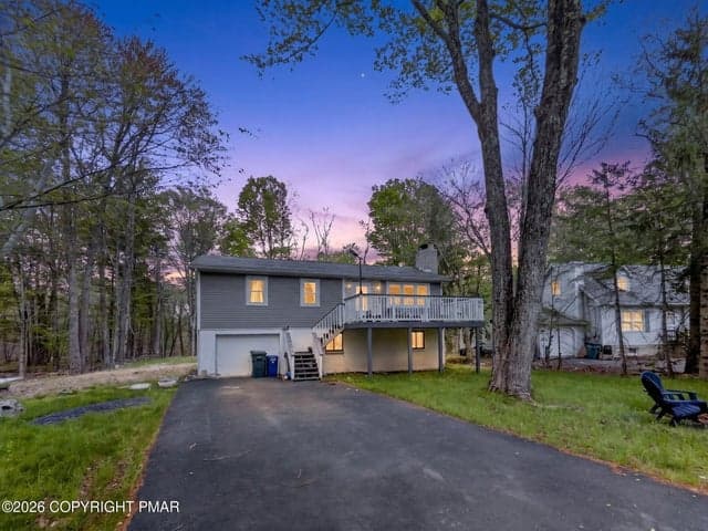 1292 Winding Way