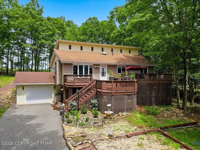 17 Basswood Court