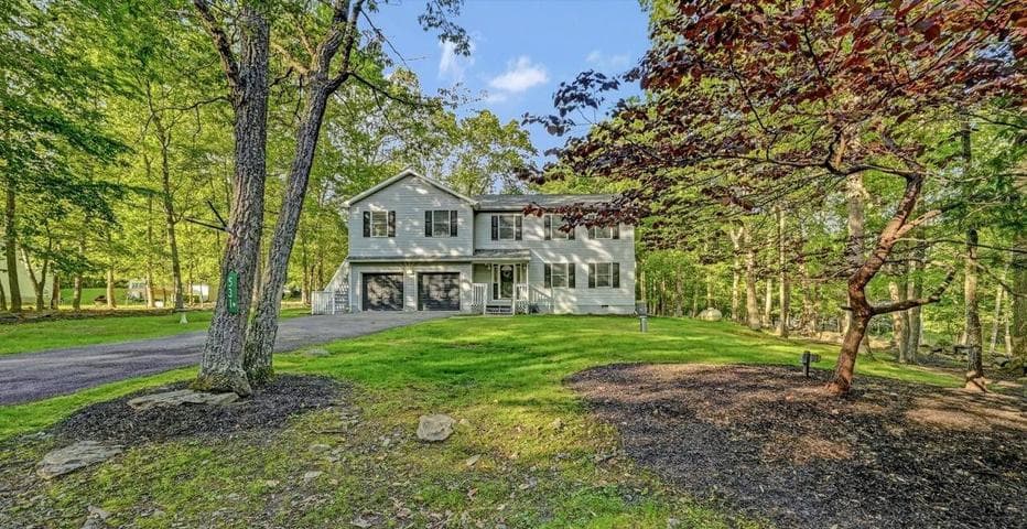 531 Chancellor Road, East Stroudsburg, PA 18302
