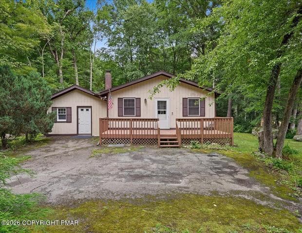1280 Glenbrook Road, Bartonsville, PA 18321