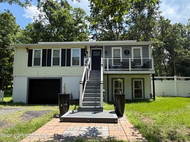 4469 Pine Ridge Drive, Bushkill, PA 18324