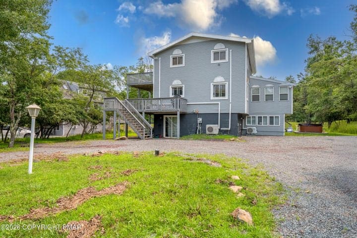 24 Hopkins Circle