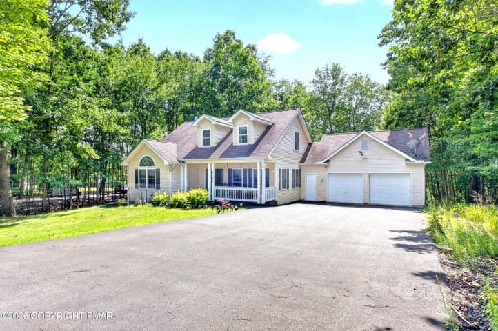 5120 Braintree Drive