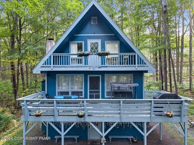 107 W Creek View Drive