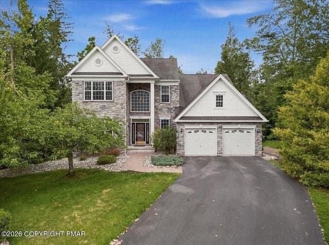 539 Tournament Court, East Stroudsburg, PA 18302