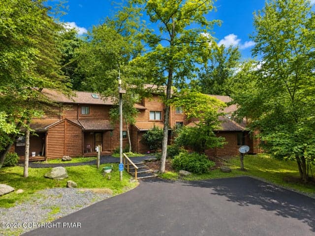 248 Sedburgh Court, Bushkill, PA 18324
