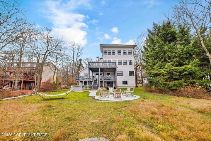 1441 Waterfront Drive, Tobyhanna, PA 18466