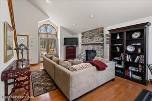 Photo 3