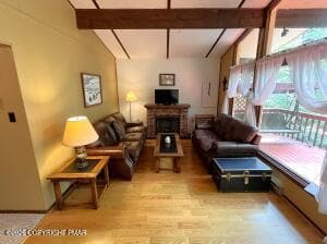 Photo 3