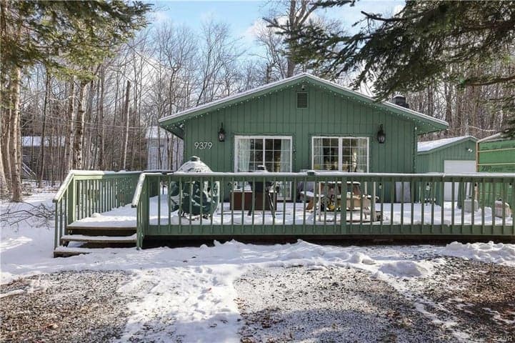 9379 Fairmount Way, Tobyhanna, PA 18466