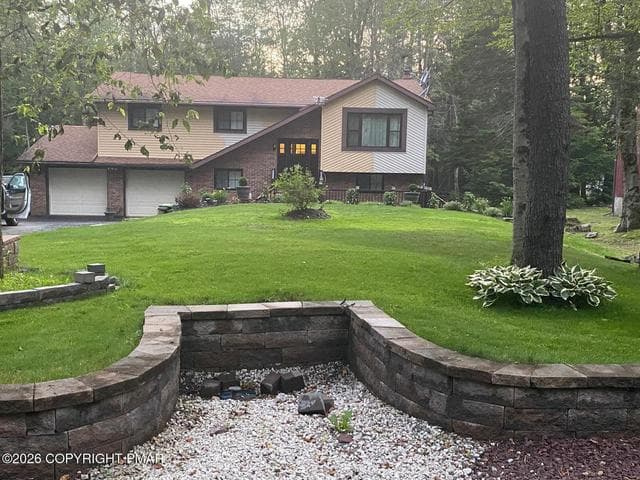 1254 Chandus Way, Tobyhanna, PA 18466