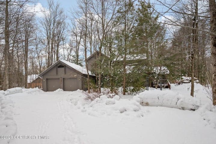 119 Boones Trail, Pocono Pines, PA 18350