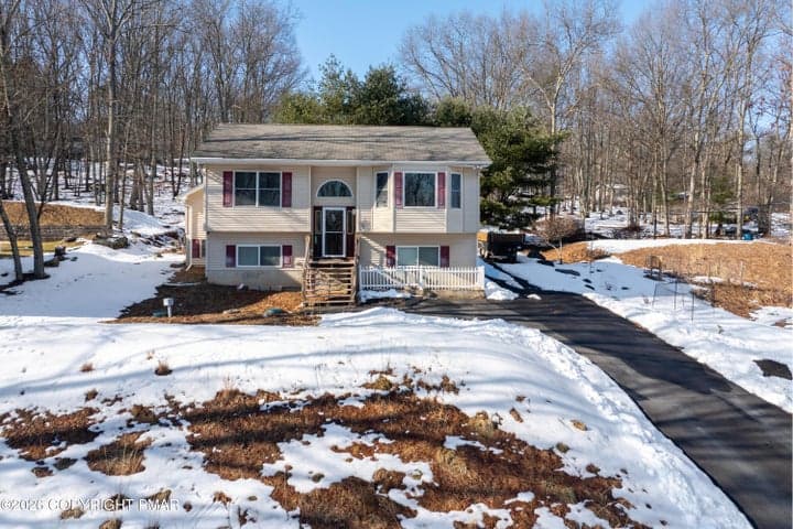 907 Tamaqua Road, East Stroudsburg, PA 18302