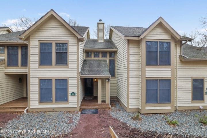 426 Oak Court, Tannersville, PA 18372