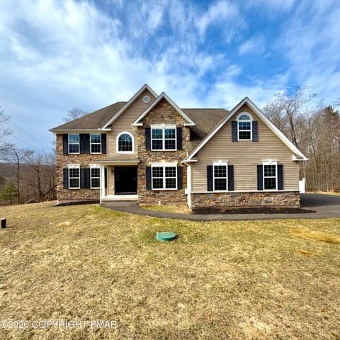 129 Doria Drive, Blakeslee, PA 18610