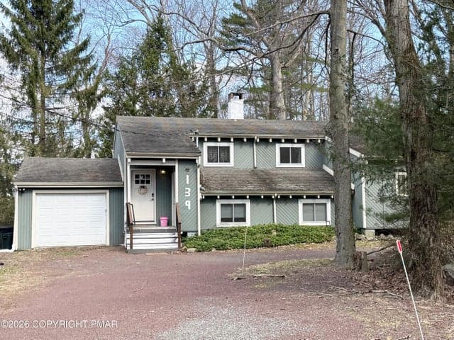 9 Sassafras Road, Lake Harmony, PA 18624