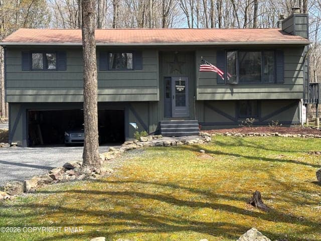 170 Onocop Drive, Pocono Lake, PA 18347