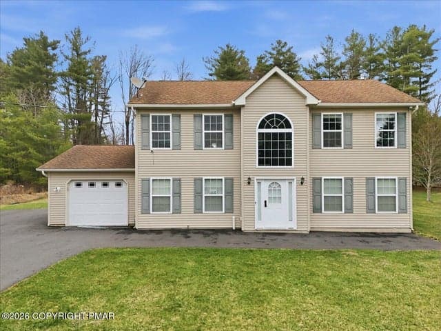 136 Kimberly Drive, Blakeslee, PA 18610