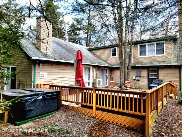 1225 KILMER Road, Tobyhanna, PA 18466