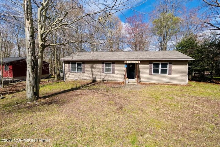 7174 Robinwood Drive, Coolbaugh Township, PA 18466