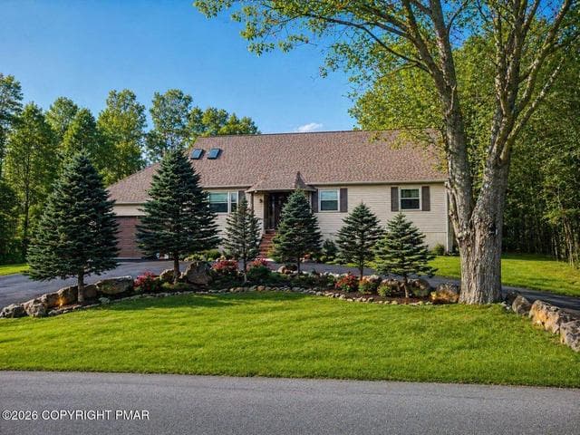 2803 Oak View Ln 30 Lane, Tobyhanna, PA 18466
