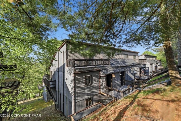 199 Sunbird Way, Tannersville, PA 18372