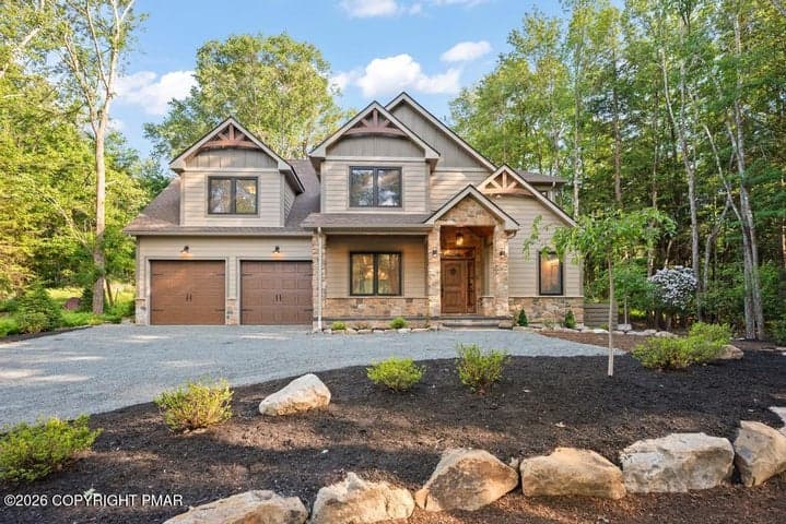 234 Tanglewood Drive, Pocono Pines, PA 18350