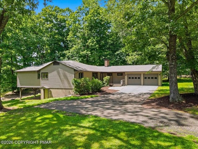 307 Foxglove Road, Stroudsburg, PA 18360