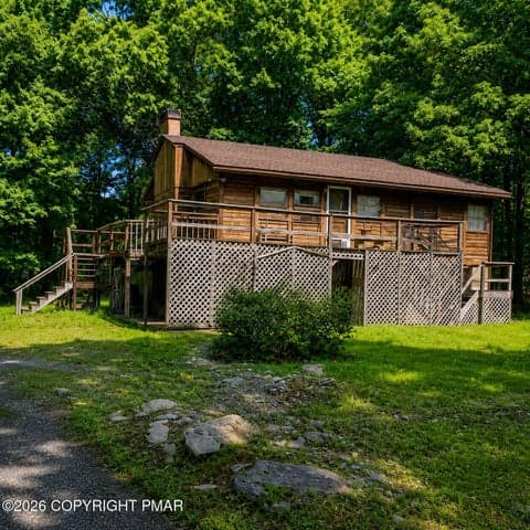 265 Pocono Boulevard, Bushkill, PA 18324