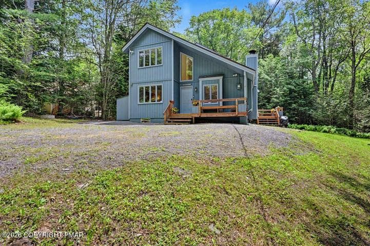1215 Deer Trail Road, Pocono Pines, PA 18350