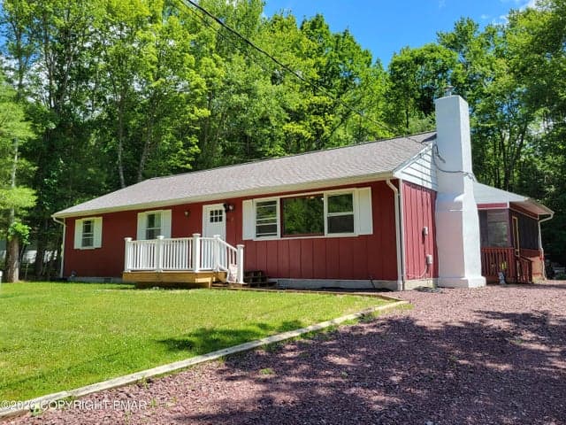 8 Wolf Way, White Haven, PA 18661