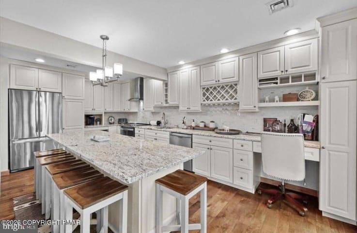 155 Pine Court, Tannersville, PA 18372