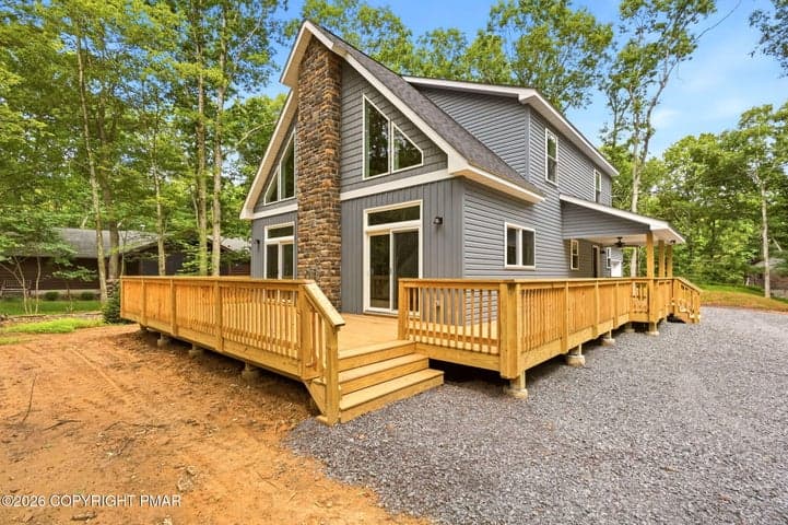 101 White Oak Drive, Jim Thorpe, PA 18229