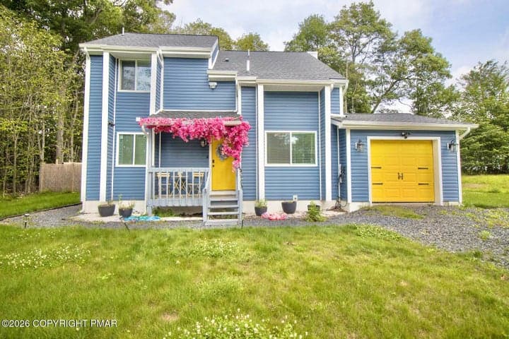 1070 Seven Nations Drive, Tobyhanna, PA 18466