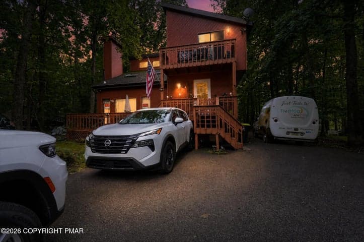 114 Hyland Drive, East Stroudsburg, PA 18301