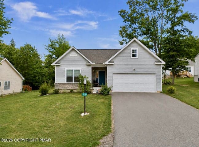 310 Golden Oaks Drive, White Haven, PA 18661